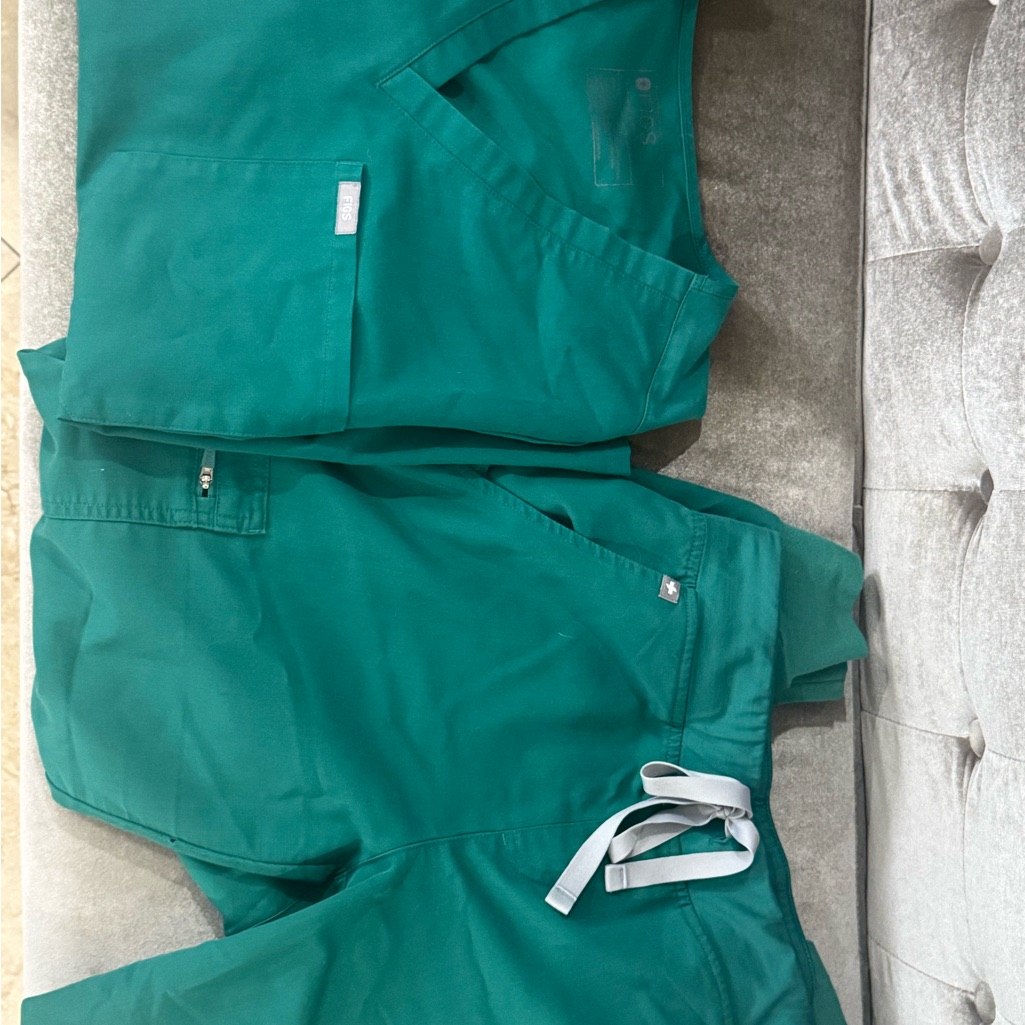 Figs Hunter Green Scrubs